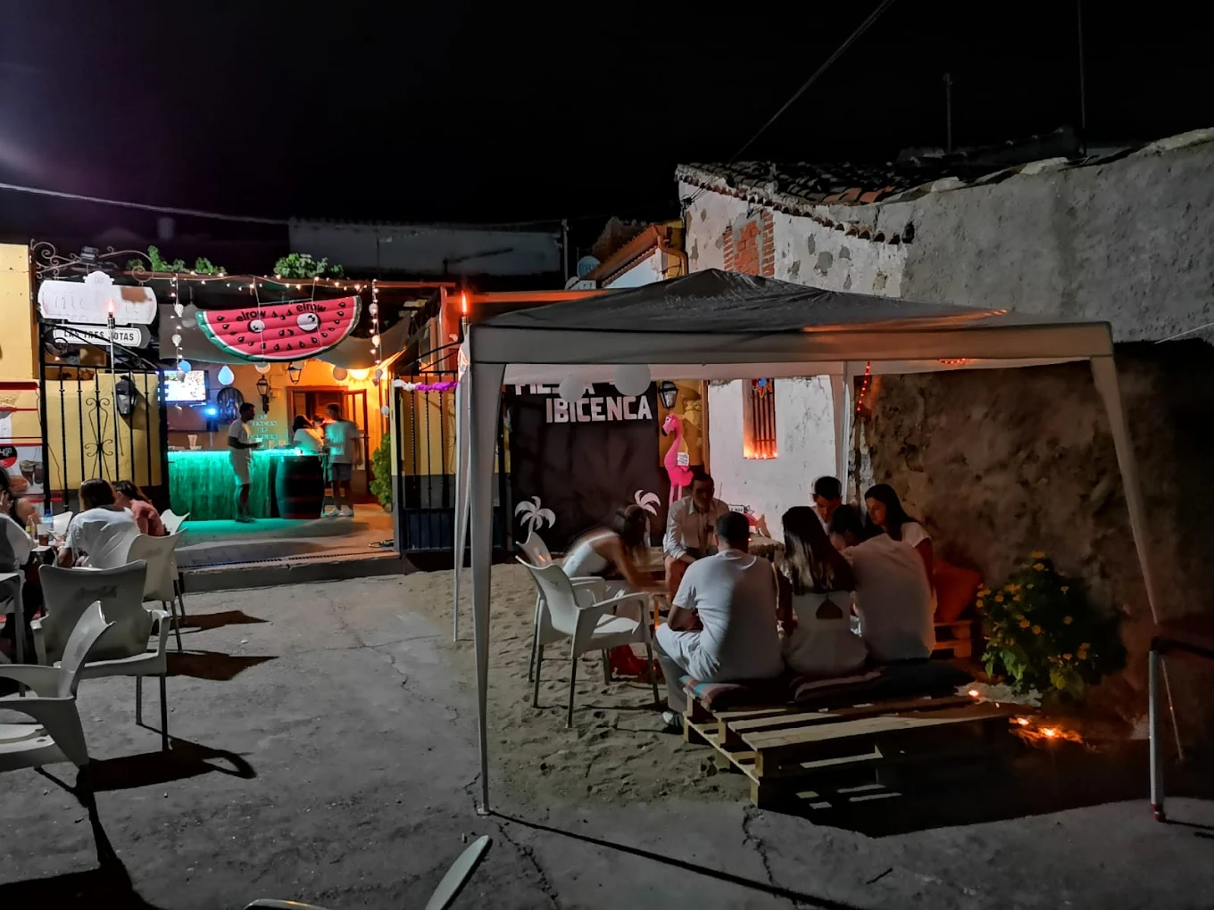 Terraza Nocturna Verano